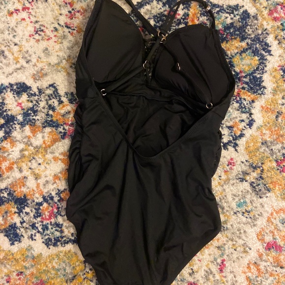 EUC. One piece swim suit. - Picture 2 of 3